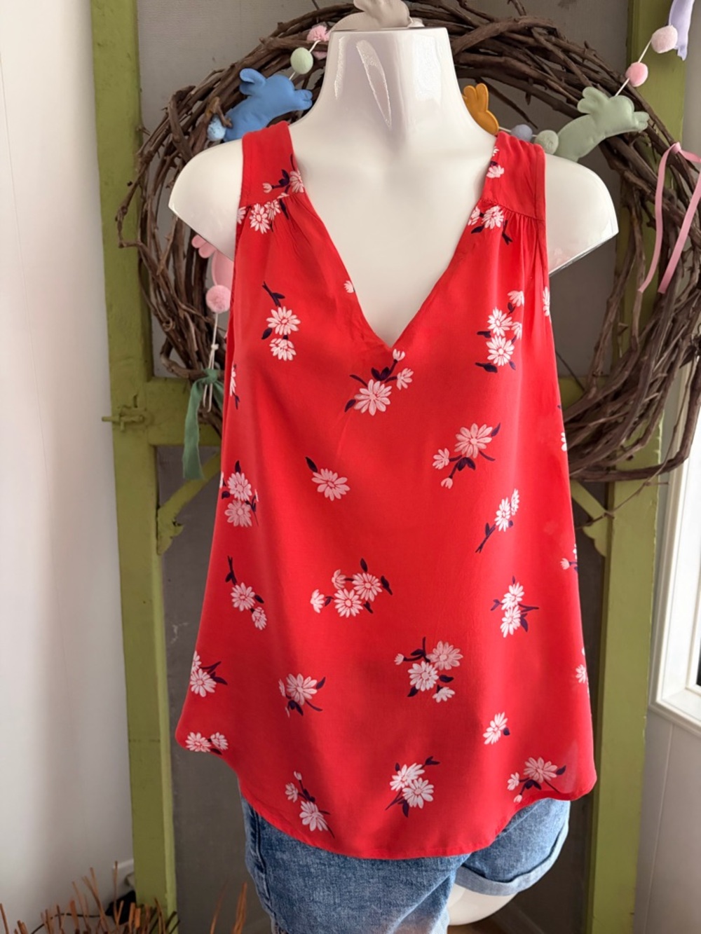 Old Navy Red Floral V-Neck Tank Top